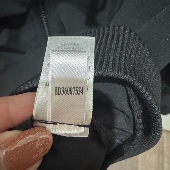 ZENERGY BY CHICO’S Black Zip Up Jacket Size 0/S/4-6 Sporty Athletic Chic Sleek - Picture 13 of 16